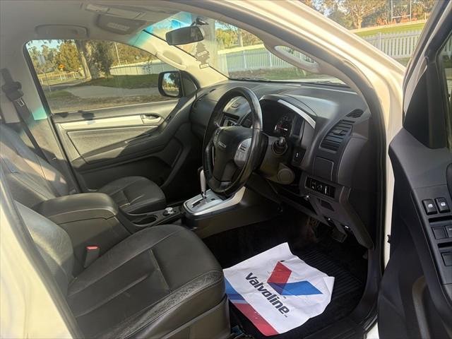 2015 Isuzu MU-X LS-T