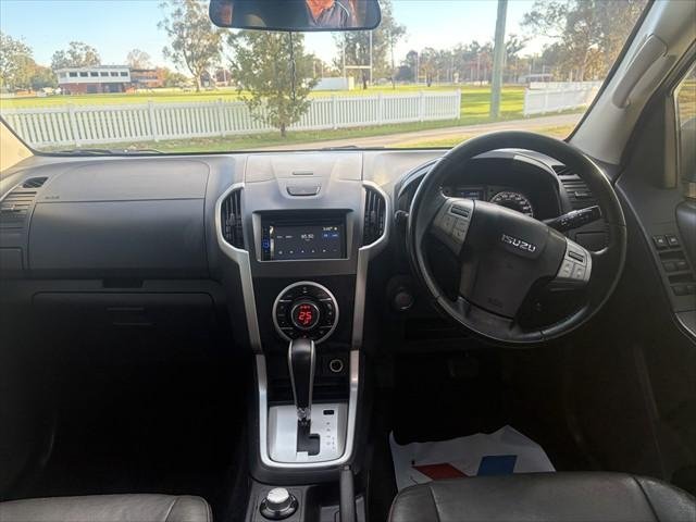 2015 Isuzu MU-X LS-T