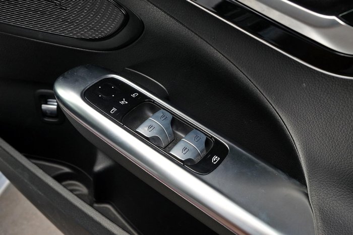 2024 Mercedes-Benz C-Class C200