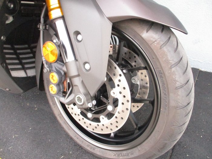 2024 Yamaha TMAX 560 (ABS) MAROON