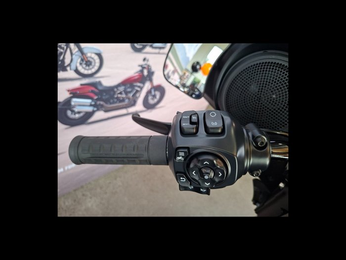 2025 HARLEY-DAVIDSON FLHX STREET GLIDE (117)