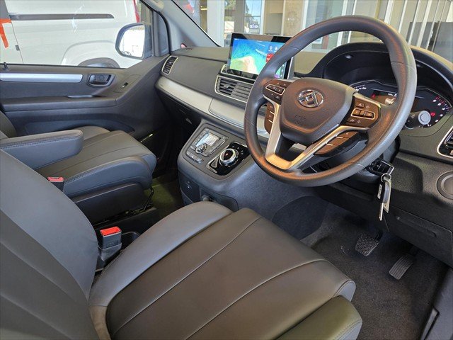 2025 LDV G10