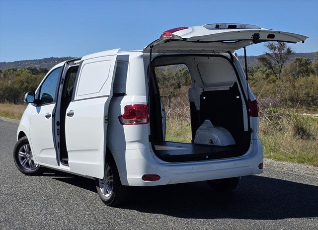 2025 LDV G10