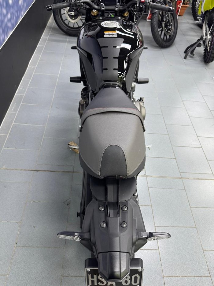 2023 Yamaha XSR900 XSR Black