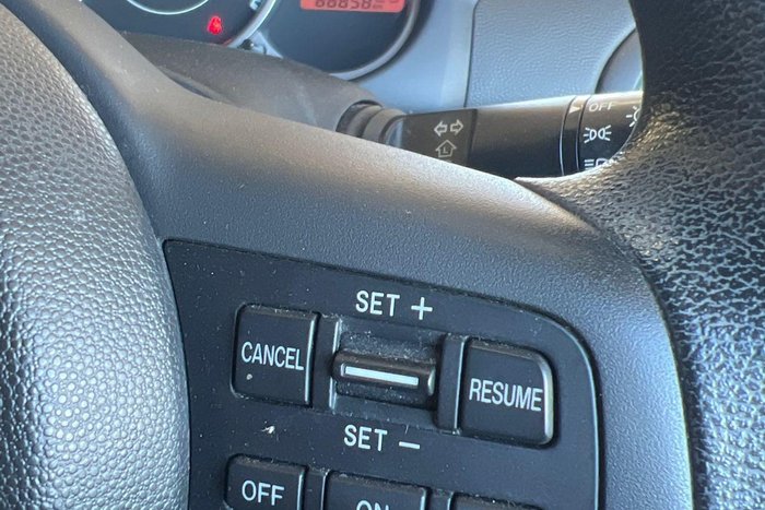 2014 Mazda 2 Neo Sport