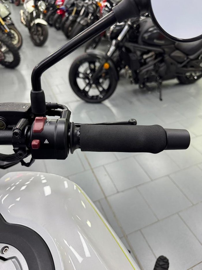 2023 CFMOTO 300 CL-X CL-X Silver