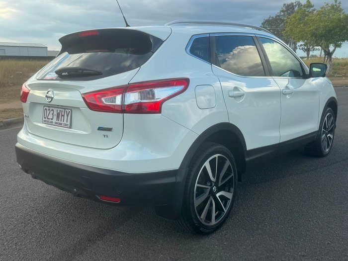 2015 Nissan QASHQAI Ti