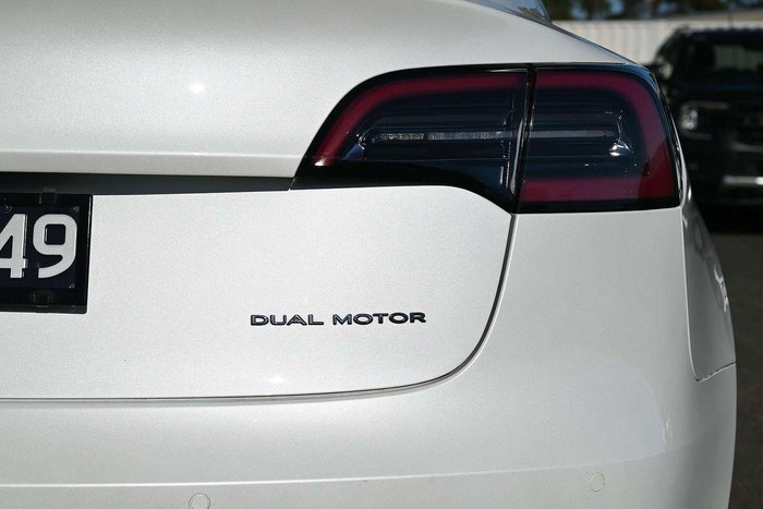 2019 Tesla Model 3 Long Range