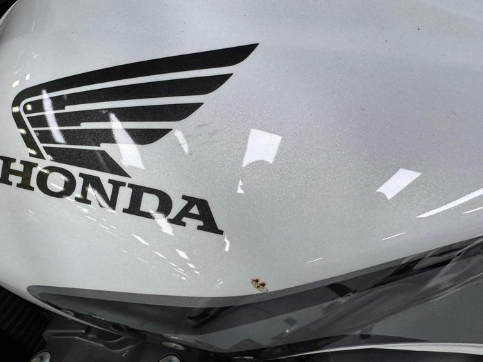 2010 Honda CB400 CB400 White