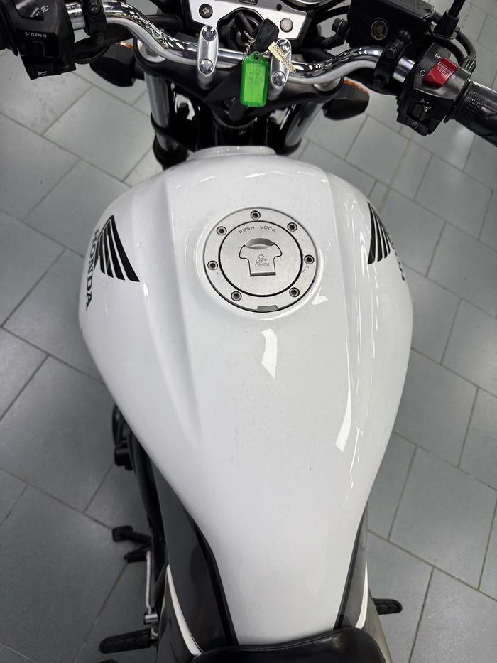 2010 Honda CB400 CB400 White