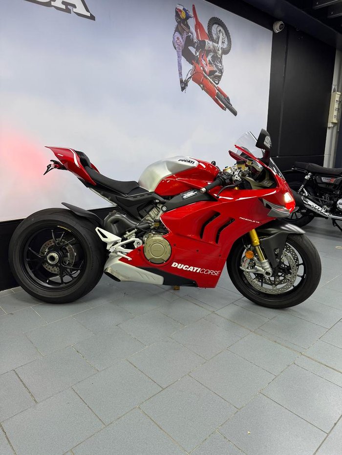 2021 Ducati Panigale V4 R Panigale V4 Red