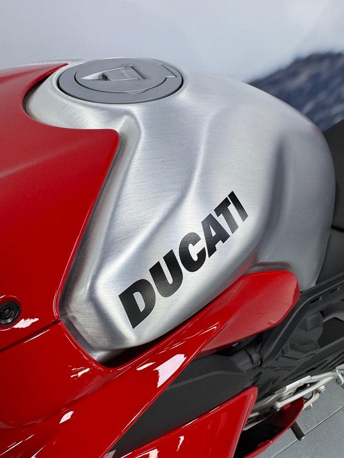 2021 Ducati Panigale V4 R Panigale V4 Red