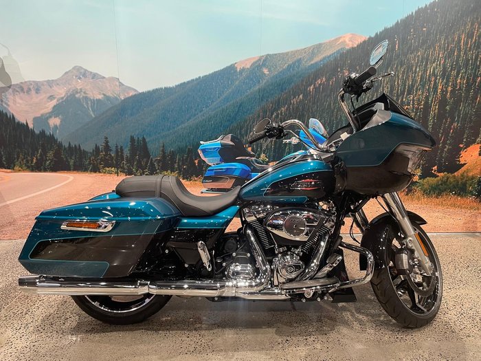 Harley-Davidson Road Glide 117 (FLTRX) Touring
