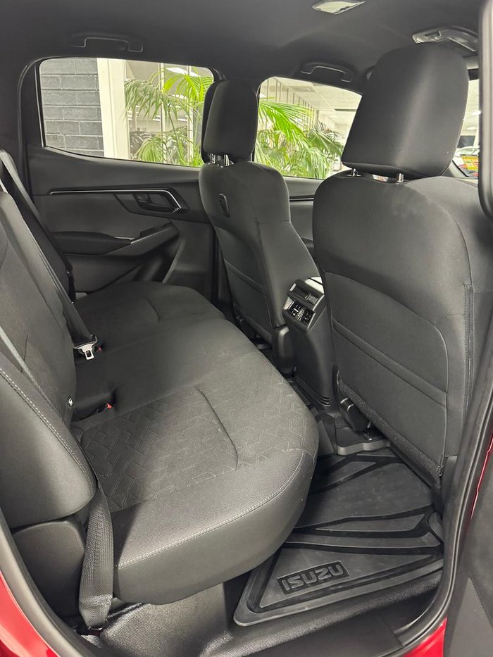 2025 Isuzu D-MAX X-RIDER