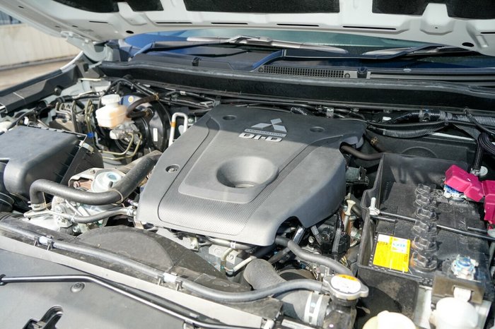 2022 Mitsubishi Pajero Sport GSR