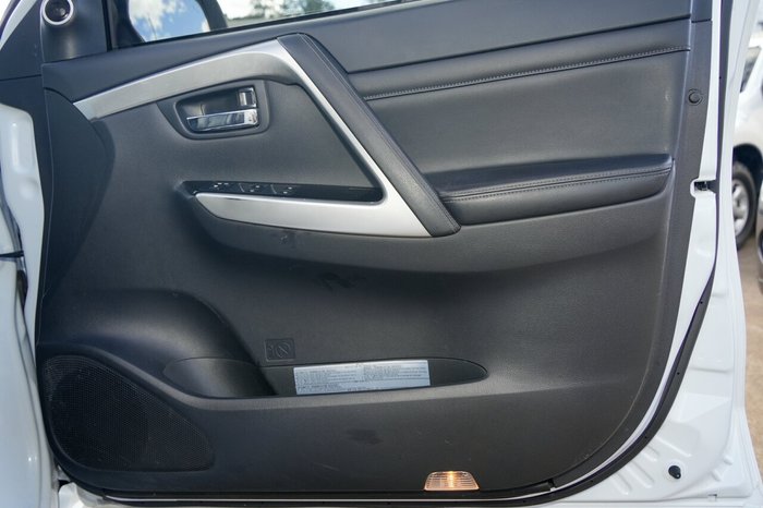 2022 Mitsubishi Pajero Sport GSR