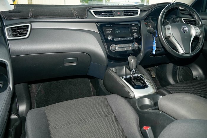 2015 Nissan QASHQAI ST