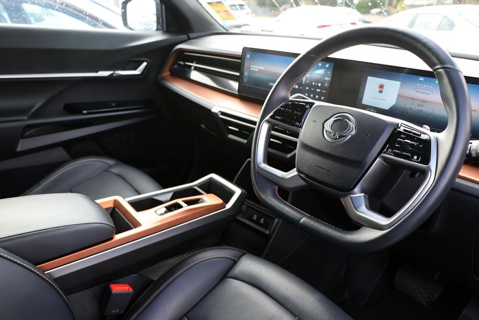 2024 KGM SsangYong Torres Ultimate