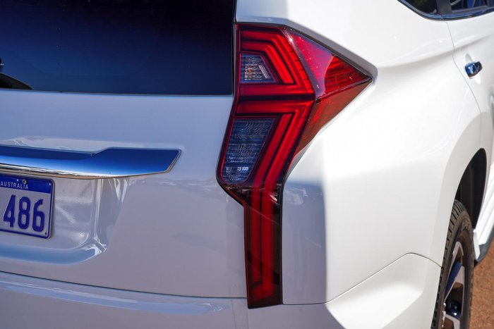 2024 Mitsubishi Pajero Sport GLS