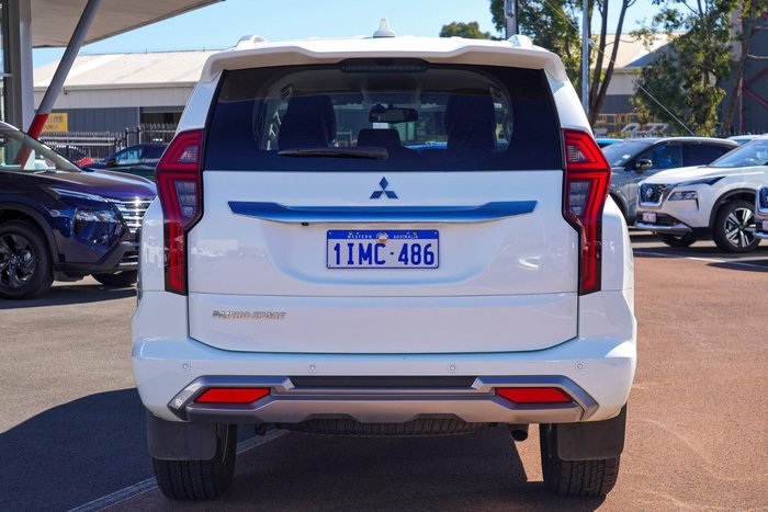 2024 Mitsubishi Pajero Sport GLS