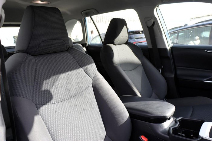 2022 Toyota RAV4 GX