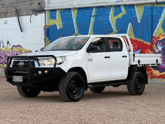 2019 Toyota Hilux SR
