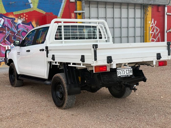 2019 Toyota Hilux SR