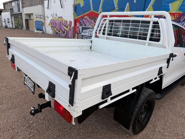 2019 Toyota Hilux SR