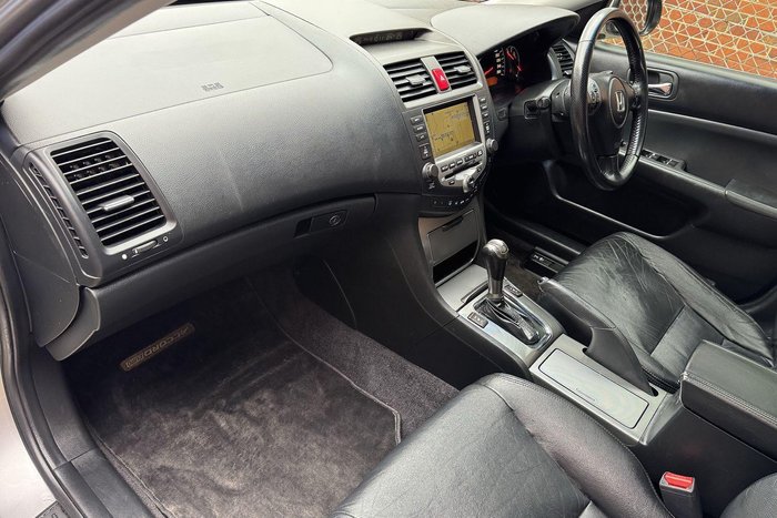 2007 Honda Accord Euro Luxury 7th Gen MY07 Alabaster Silver