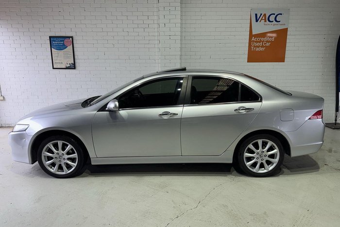 2007 Honda Accord Euro Luxury 7th Gen MY07 Alabaster Silver