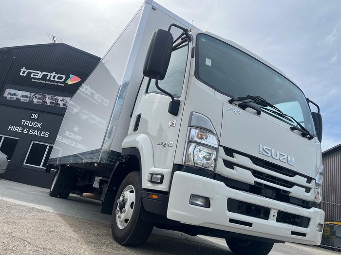 2025 Isuzu F Series FRR110-240
