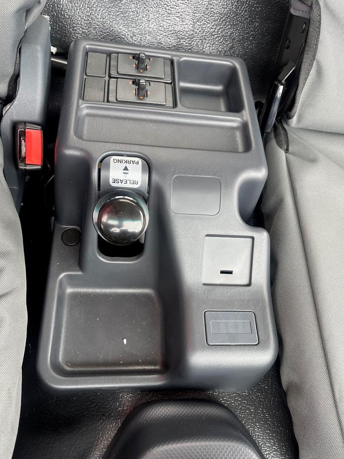 2025 Isuzu F Series FRR110-240