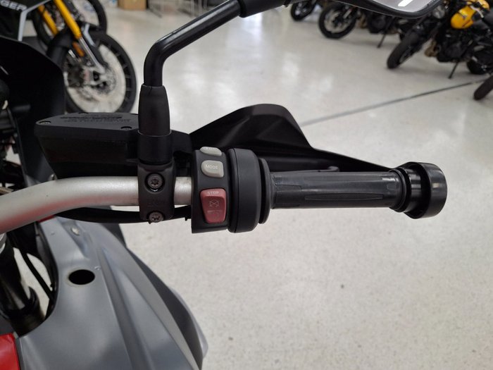 2013 BMW Motorrad R1200 GS Red