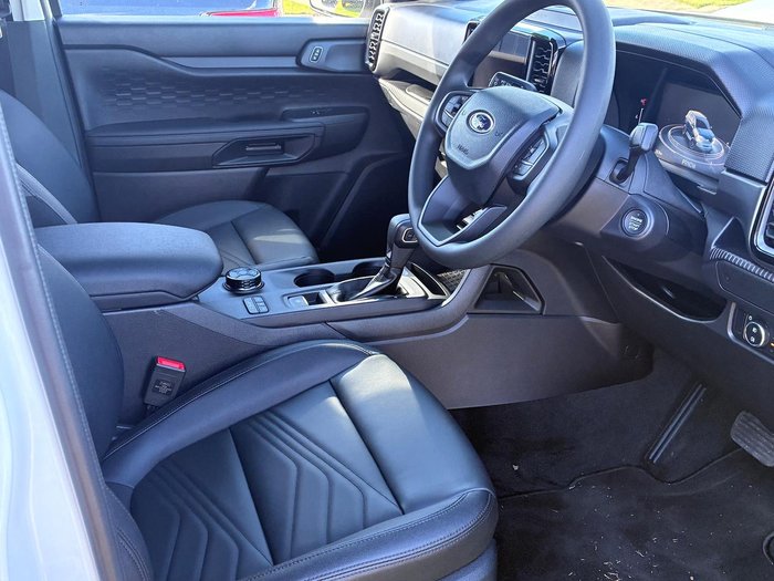 2026 Ford Everest Active