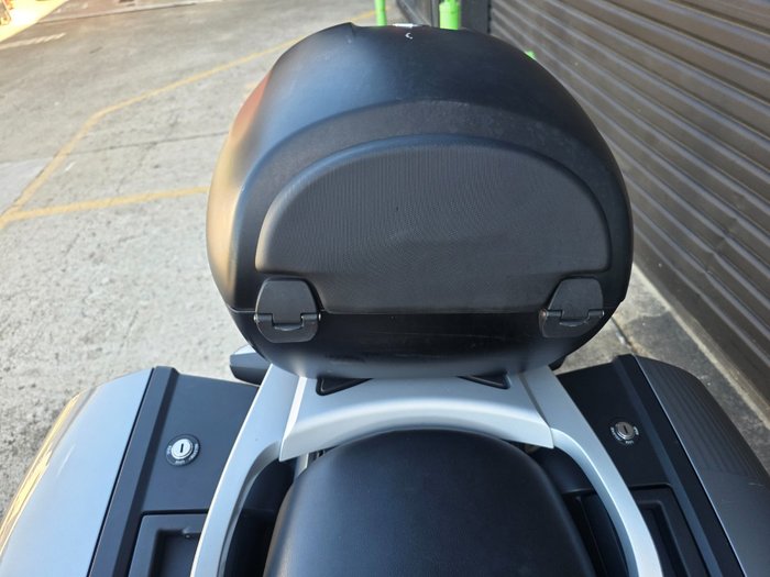 2006 BMW R1200 RT SILVER