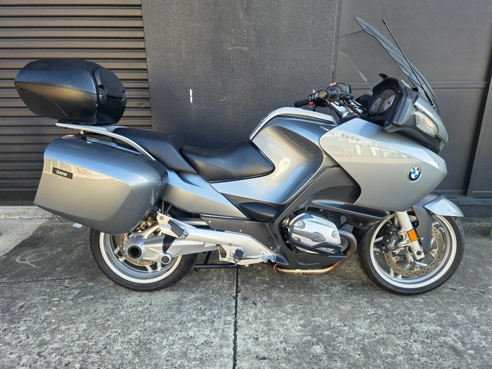2006 BMW R1200 RT SILVER