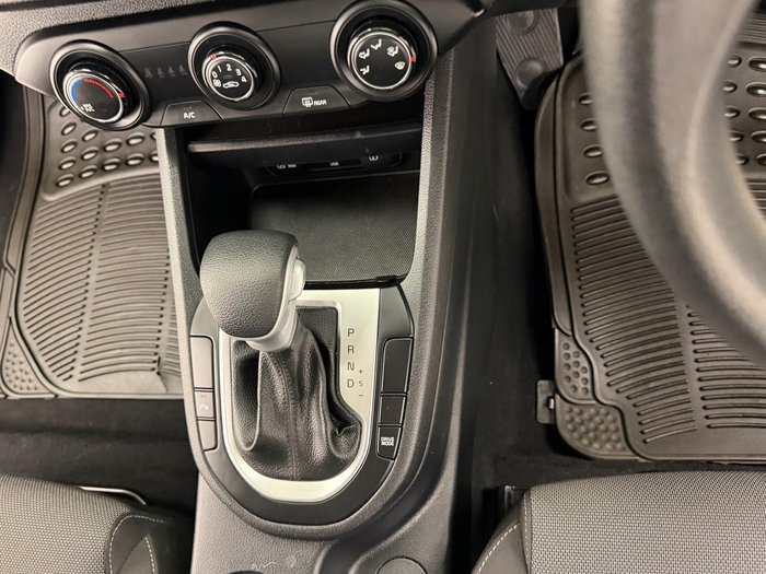 2023 Kia Cerato S BD MY24 Clear White