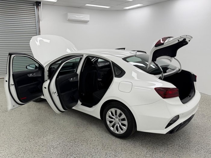 2023 Kia Cerato S BD MY24 Clear White