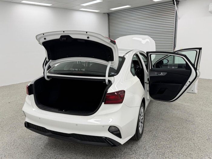 2023 Kia Cerato S BD MY24 Clear White
