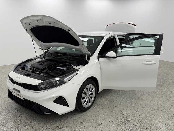 2023 Kia Cerato S BD MY24 Clear White