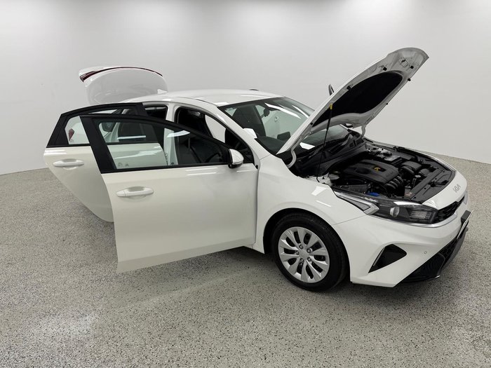 2023 Kia Cerato S BD MY24 Clear White