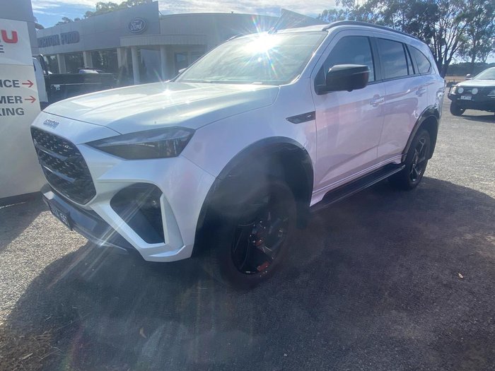 2025 Isuzu MU-X X-TERRAIN