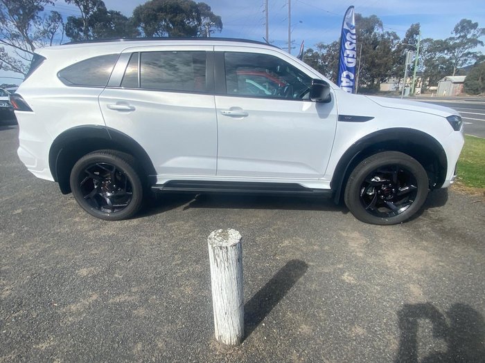 2025 Isuzu MU-X X-TERRAIN
