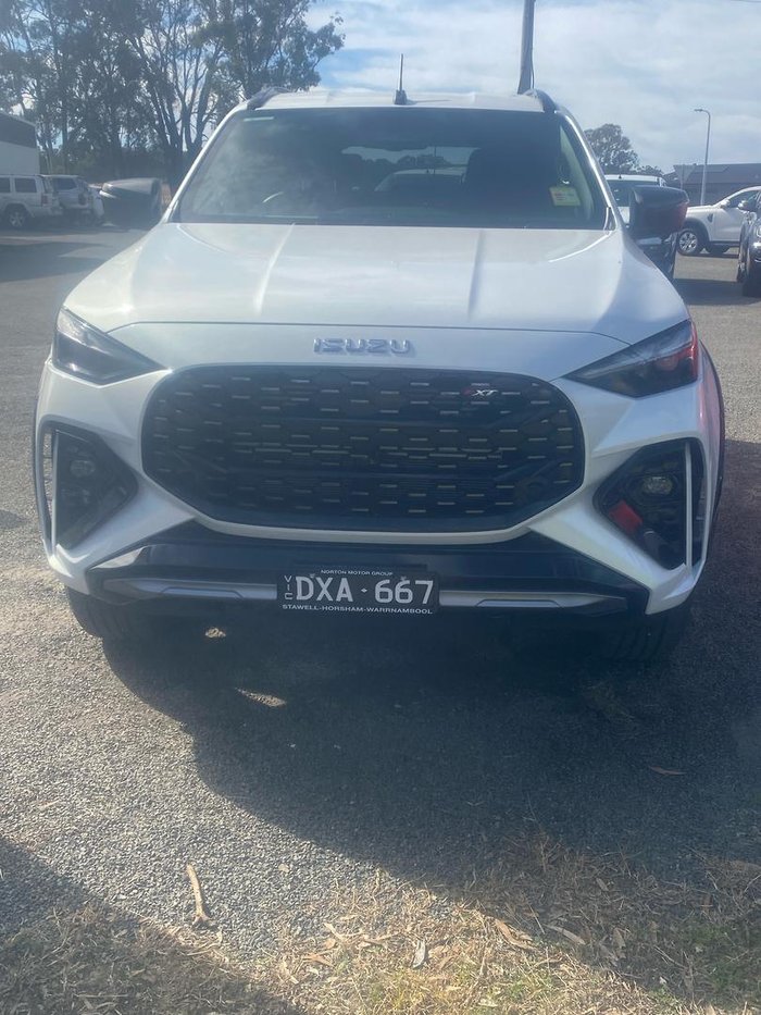 2025 Isuzu MU-X X-TERRAIN