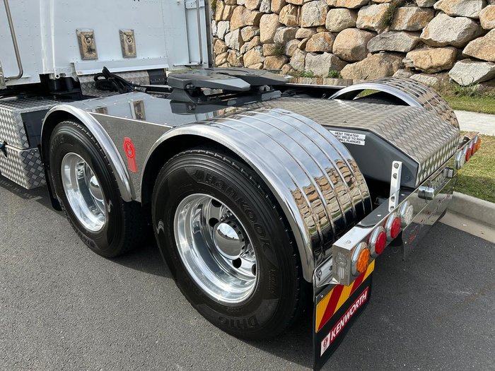 2020 Kenworth T410 SAR