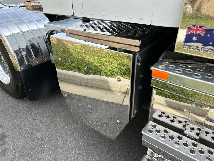 2020 Kenworth T410 SAR