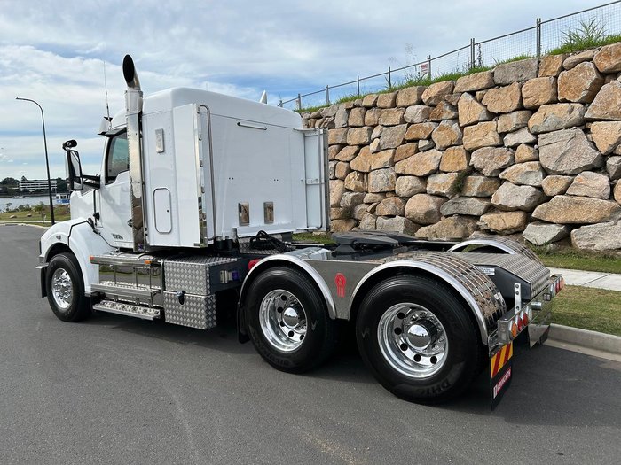 2020 Kenworth T410 SAR
