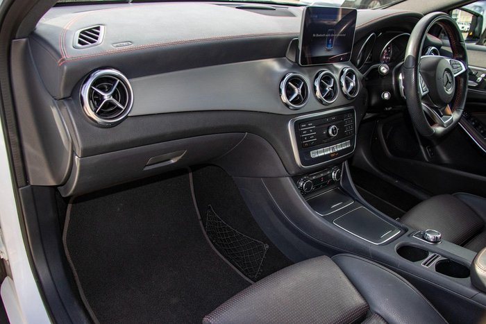 2019 Mercedes-Benz GLA-Class GLA180