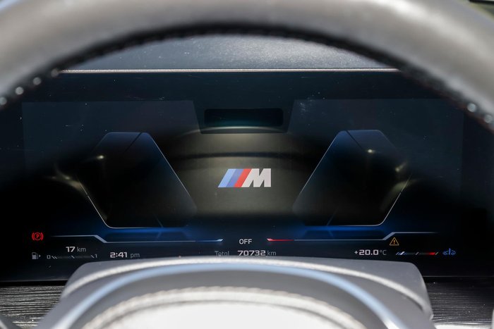 2023 BMW X7 M60i