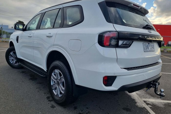 2024 Ford Everest Ambiente